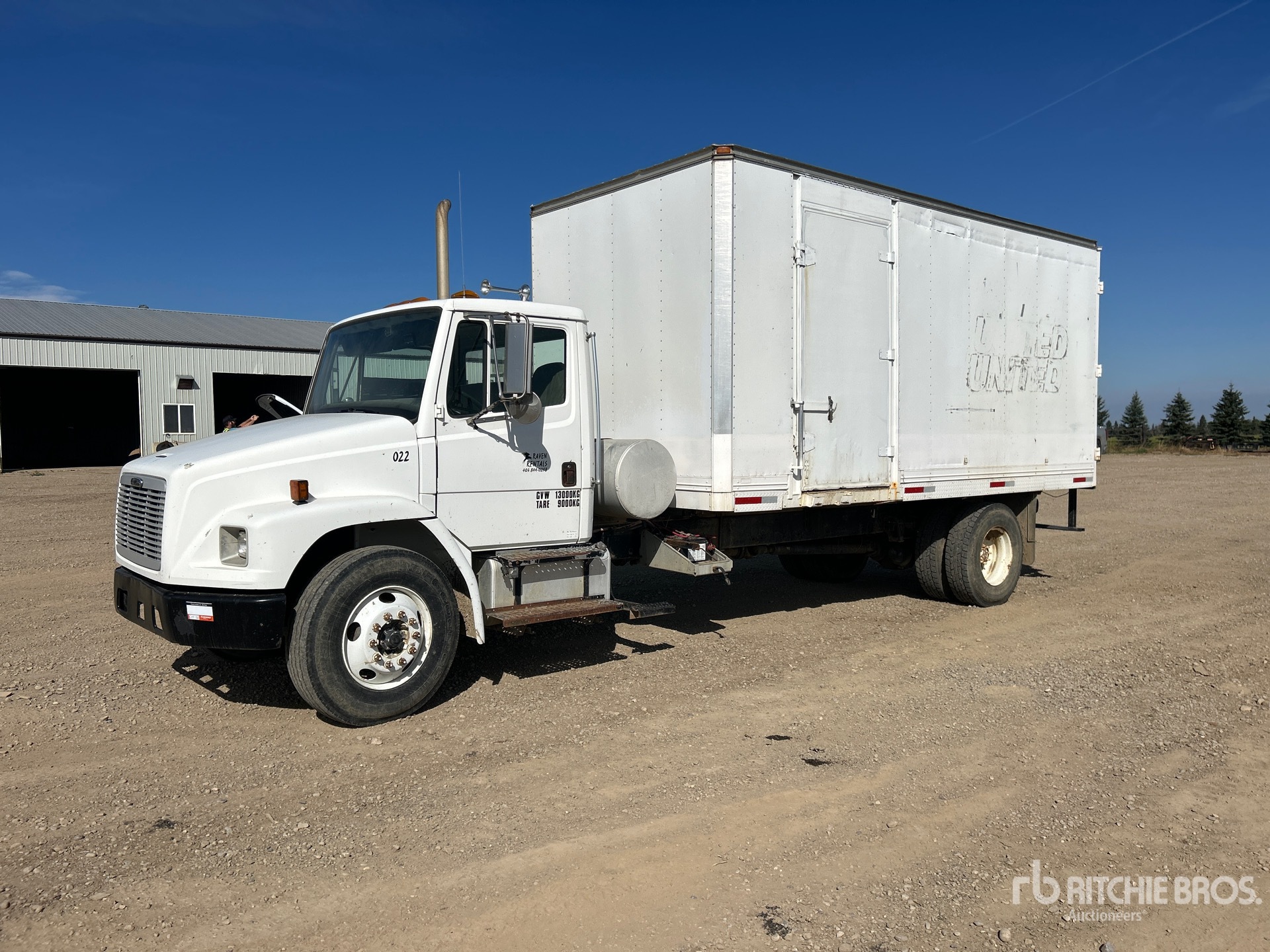 Photo of 2000 Freightliner FL80