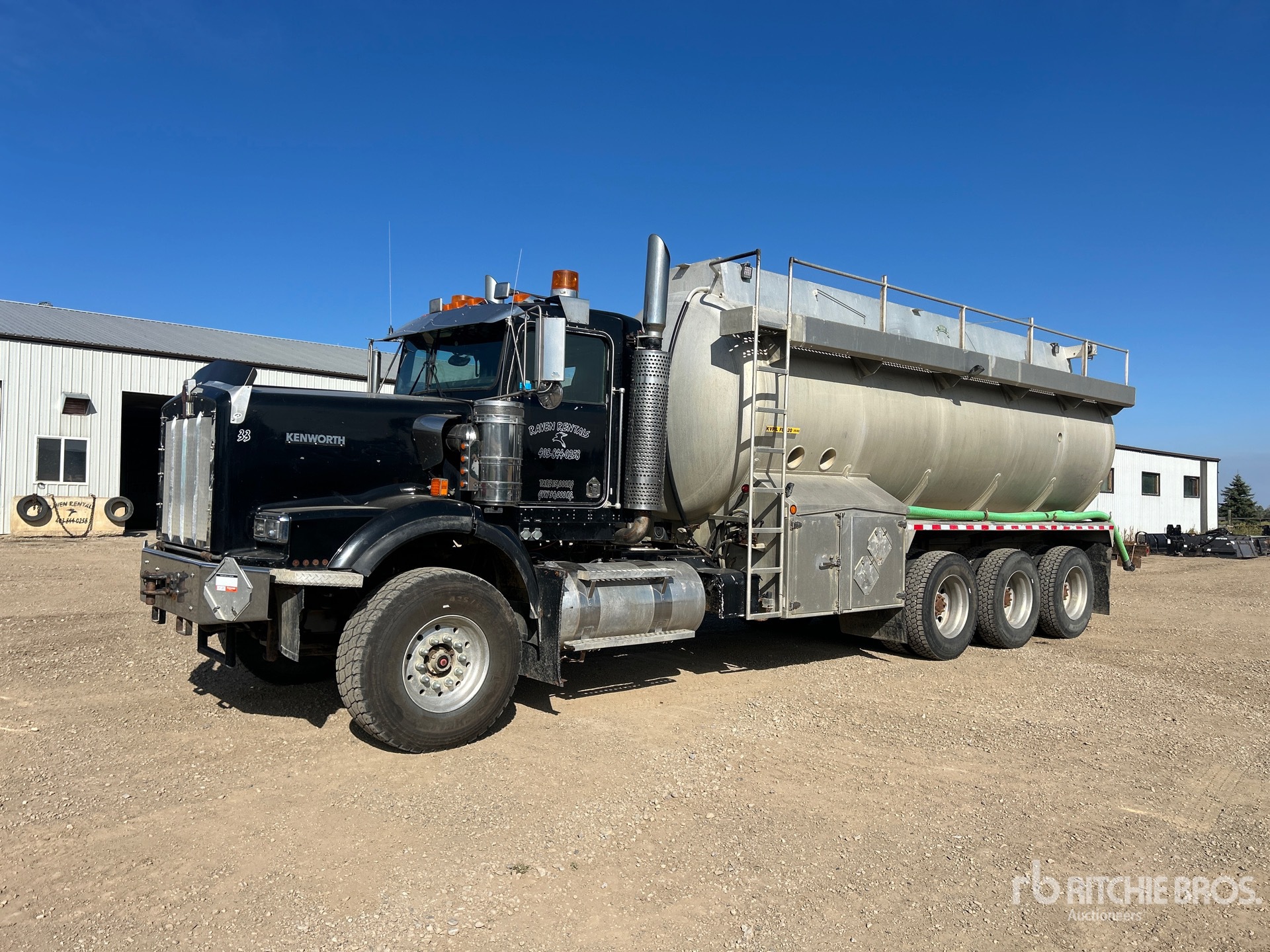 Photo of 2005 Kenworth C500B