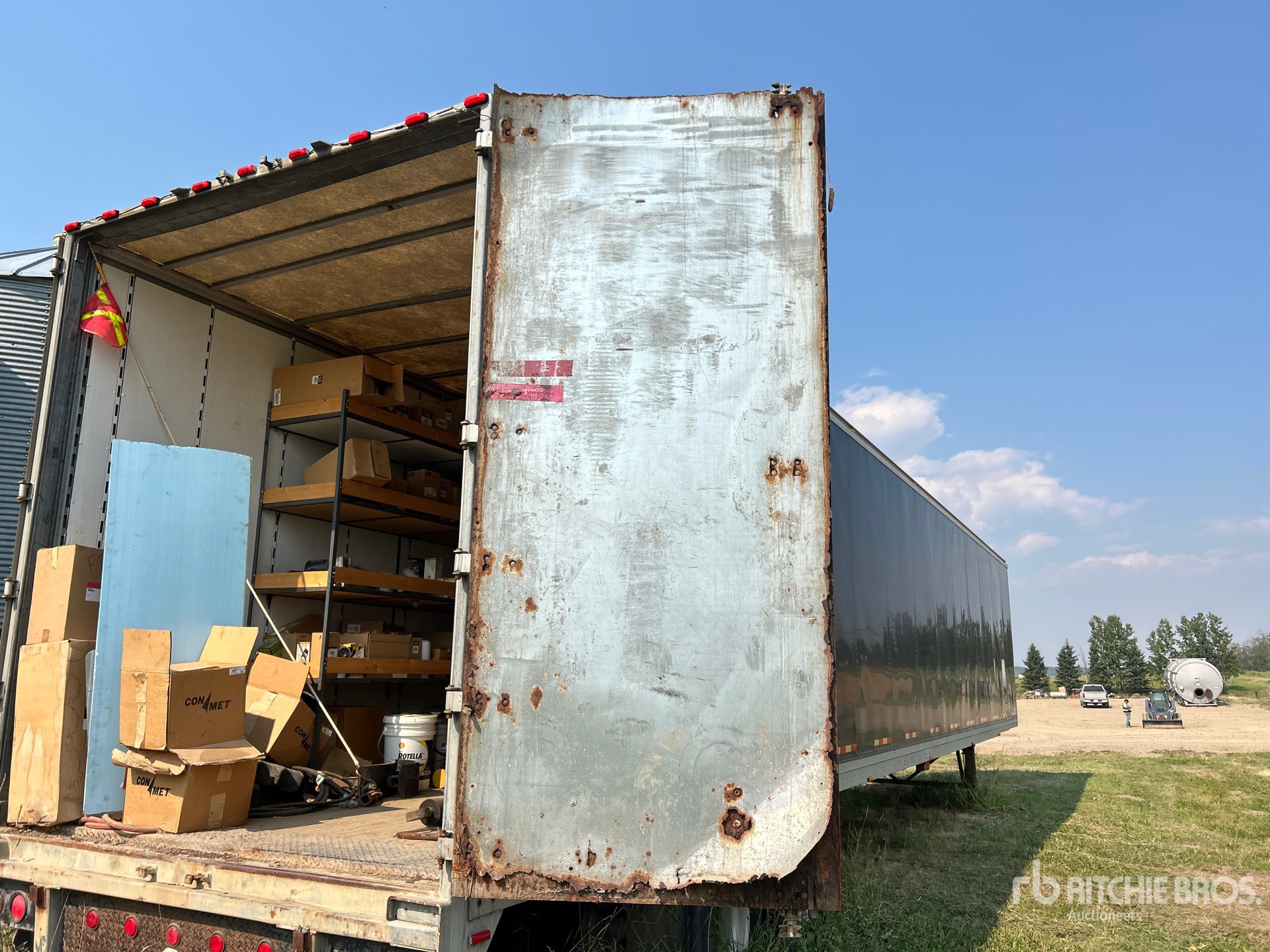 1999 Manac 53 FT X 102 IN T/A TOOL CRIB