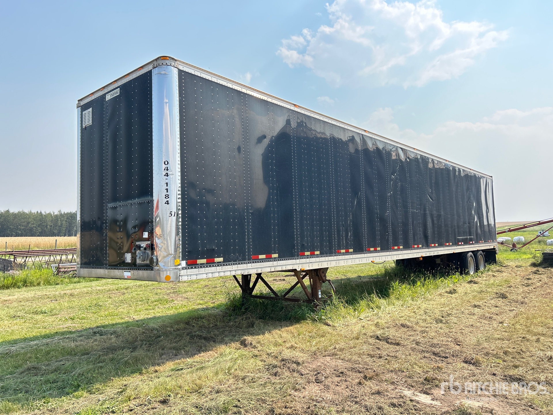 Photo of 1999 Manac 53 ft x 102 in T/A Tool Crib