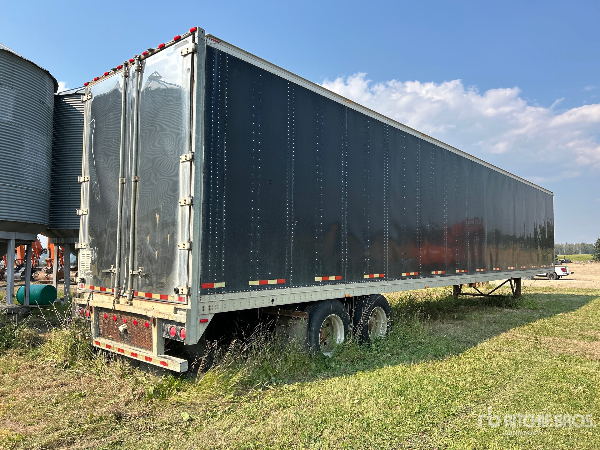 1999 Manac 53 FT X 102 IN T/A TOOL CRIB