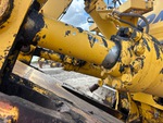 Hydraulics with Ripper Cylinders
