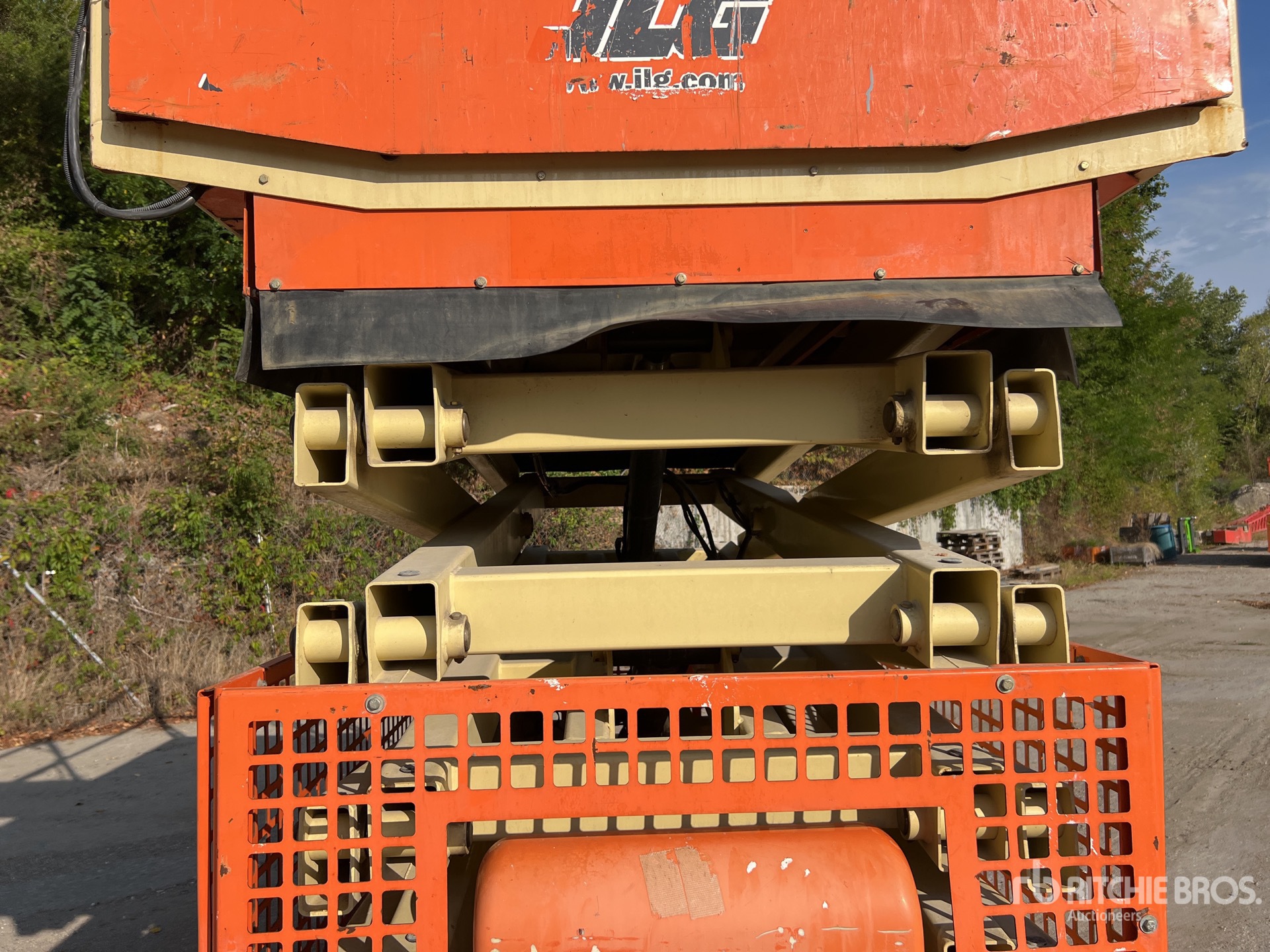 2011 JLG 4069LE