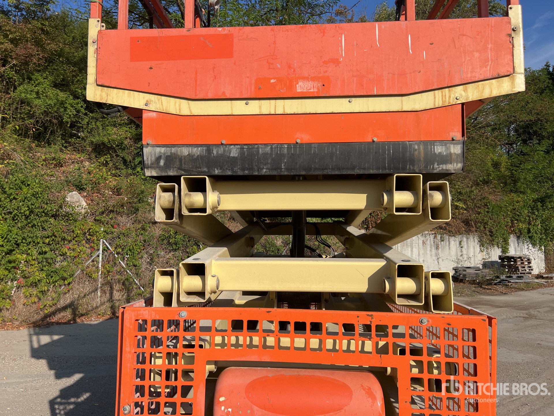 2012 JLG 4069LE