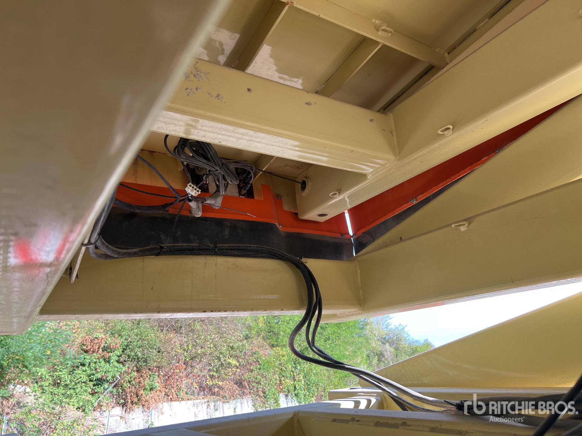 2012 JLG 4069LE