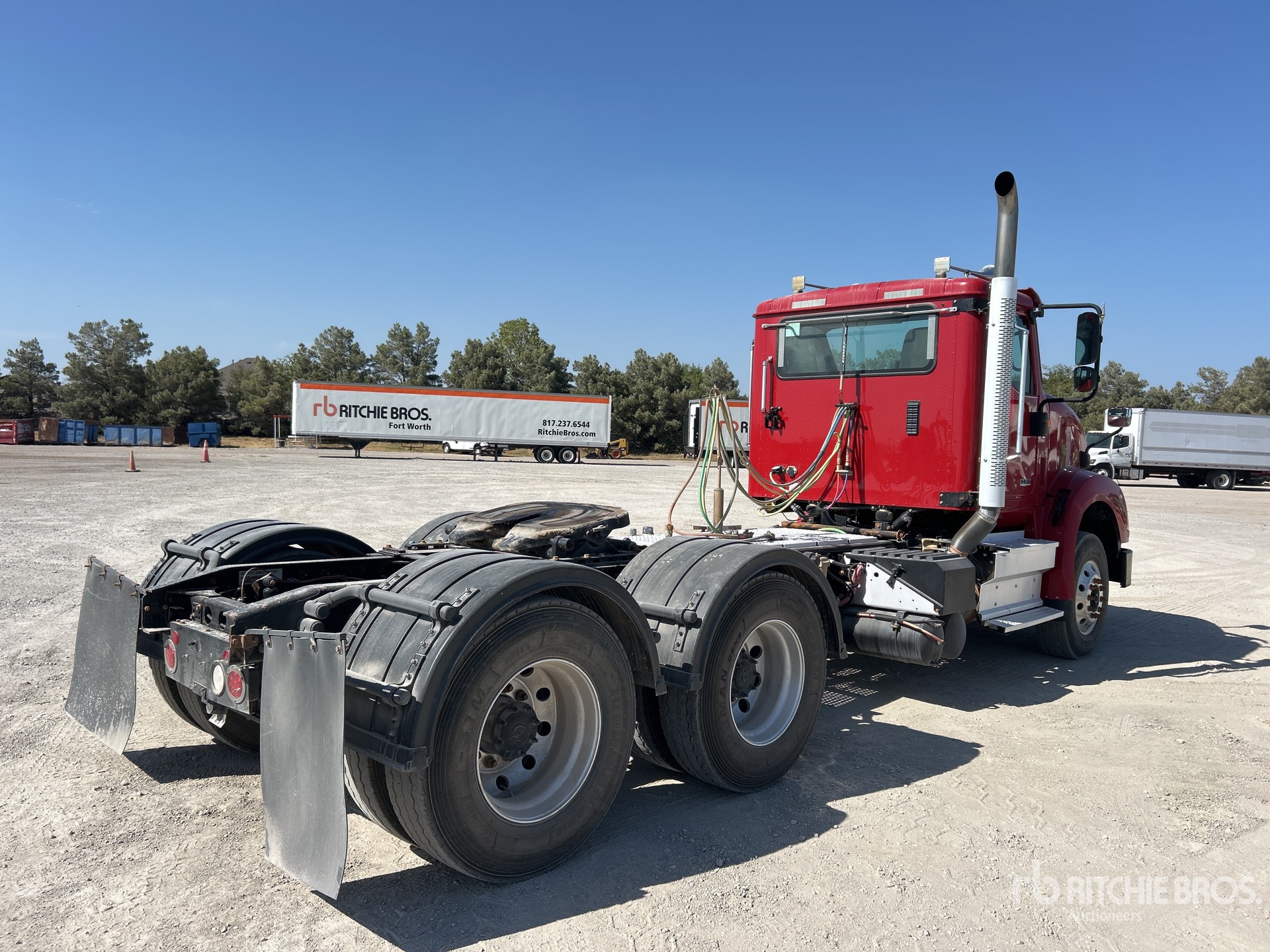 2021 International HX620