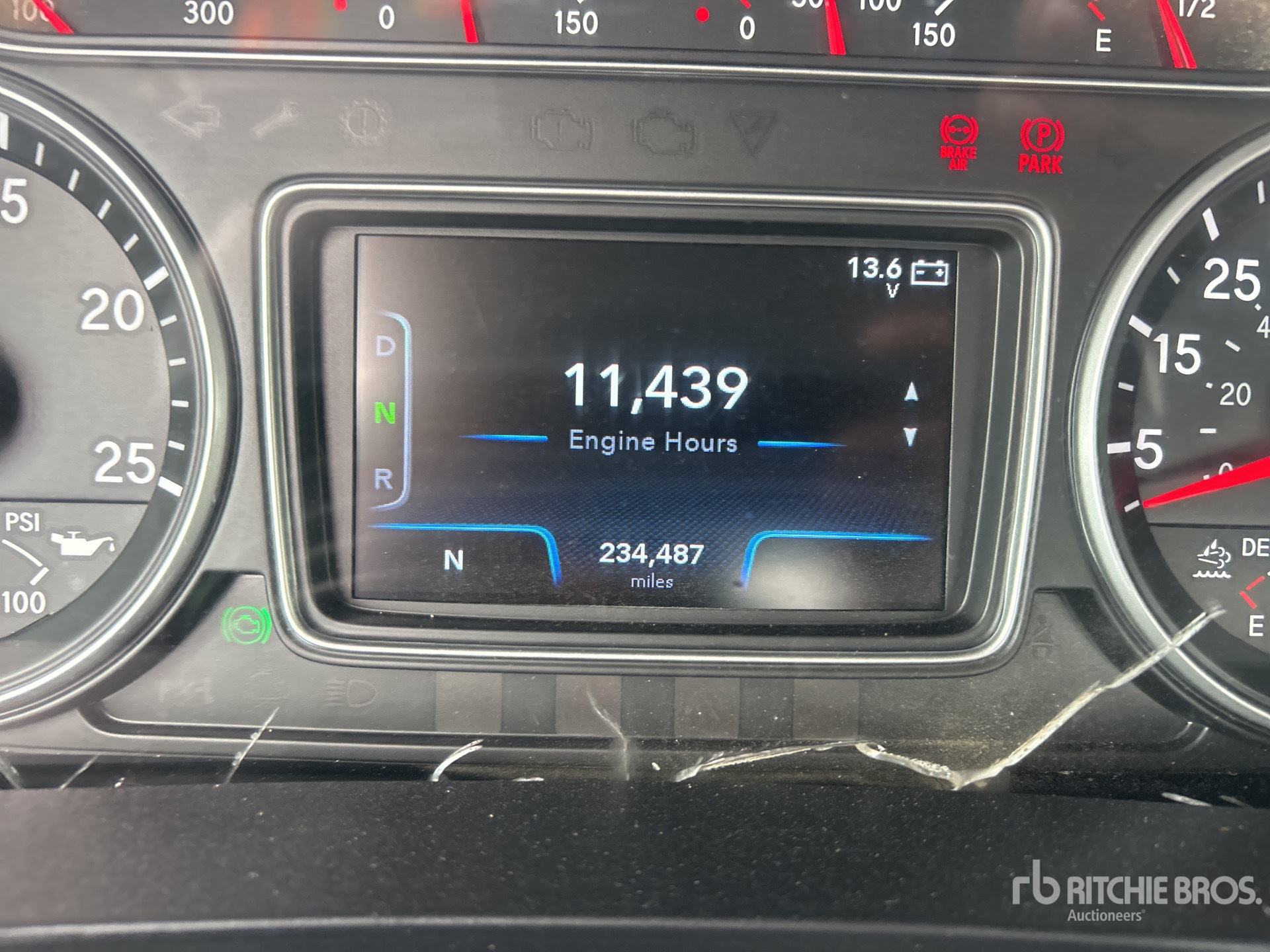 2022 International HX620