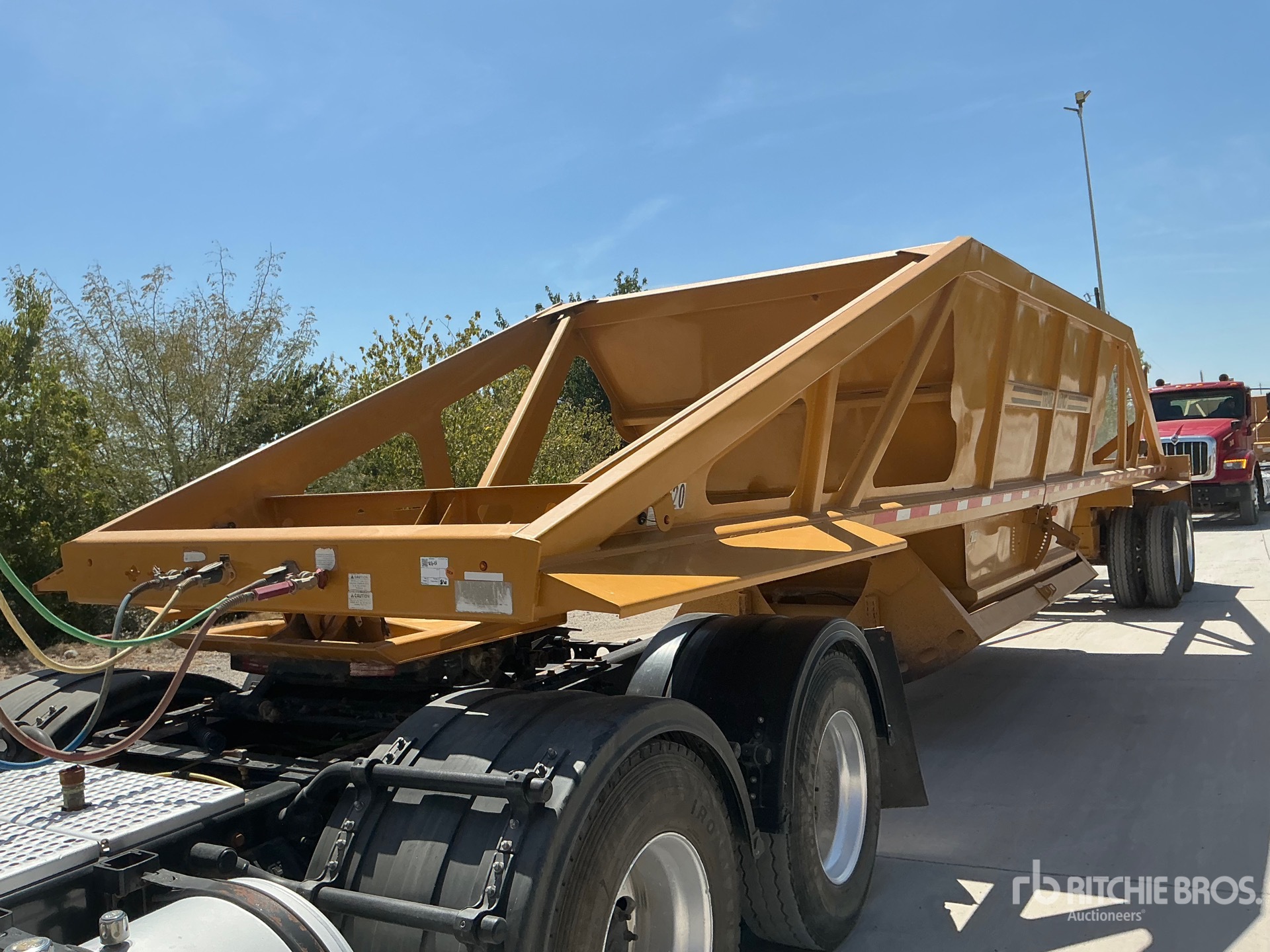 2021 Trail King TKBD22-40-N