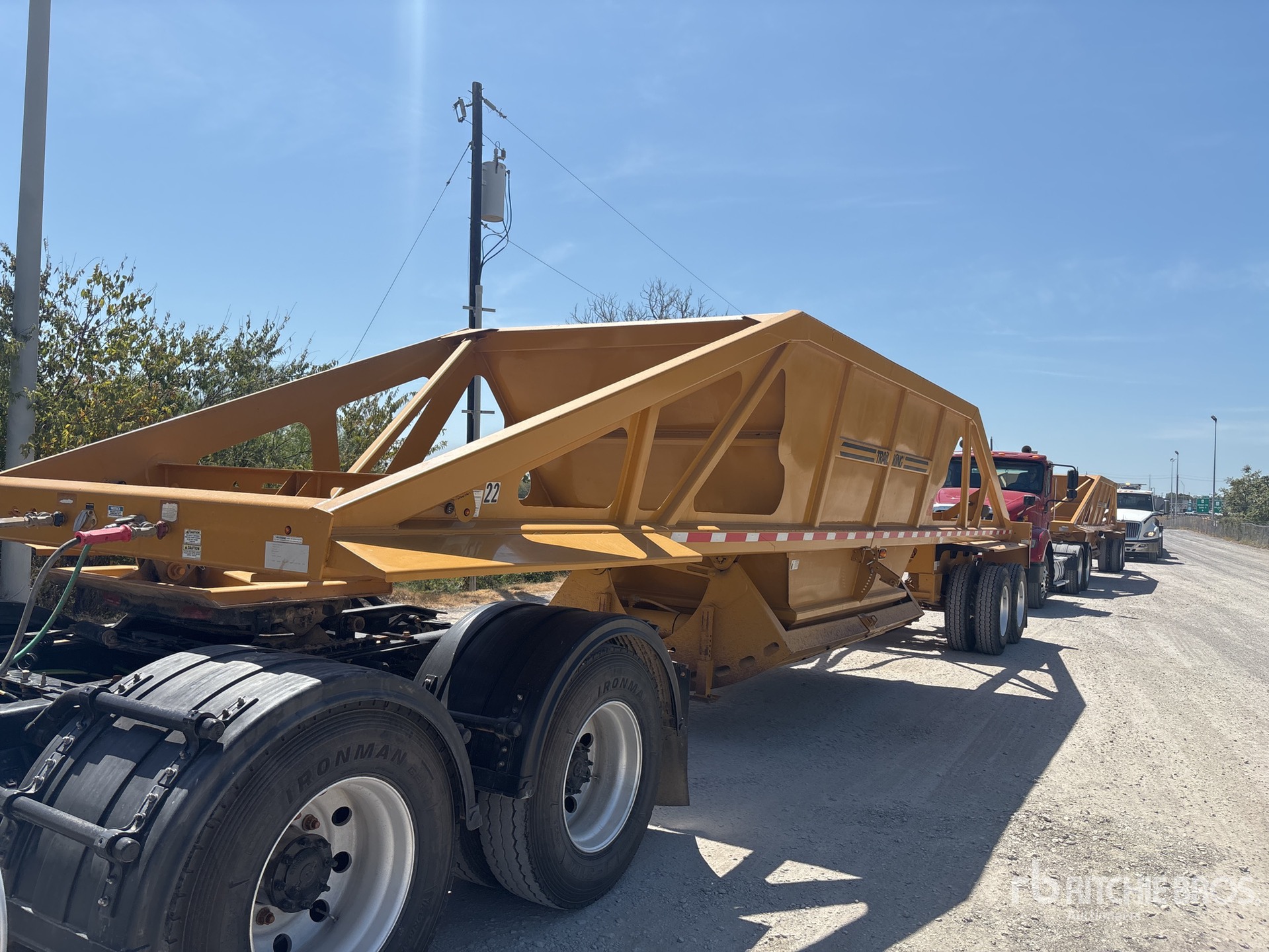 2021 Trail King TKBD22-40-N