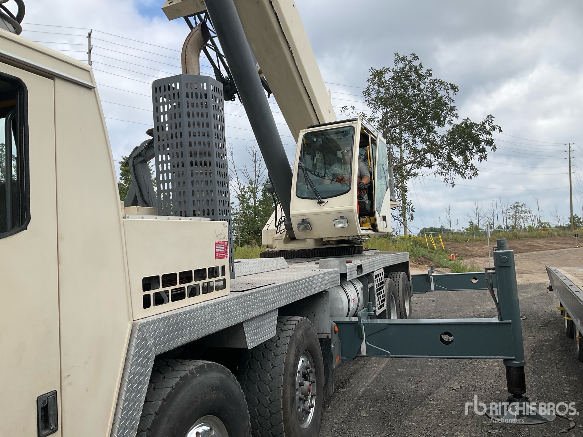 2007 Grove TMS800E