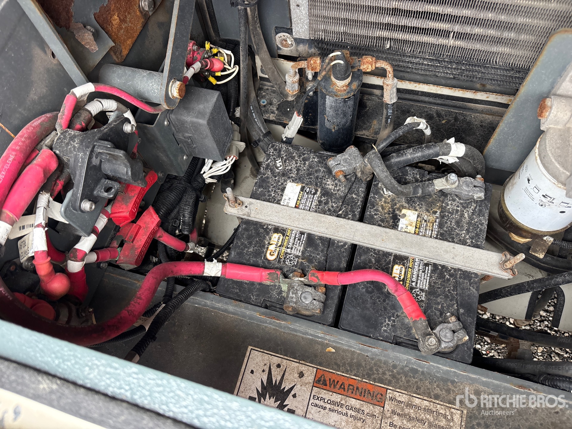2013 Grove YB5520