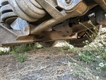 Underbody with Non-Driven Drop Axle (1)