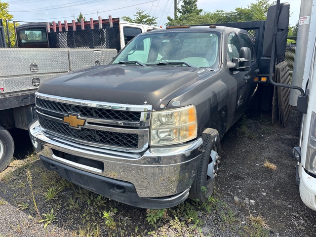2012 Chevrolet Silverado 3500HD 4x2 Flatbed Truck 2012 Chevrolet Silverado 3500HD 4x2 Flatbed Truck