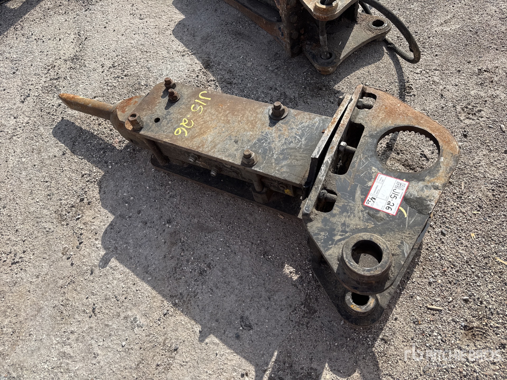 General Appearance with Picture, Left Rear Corner