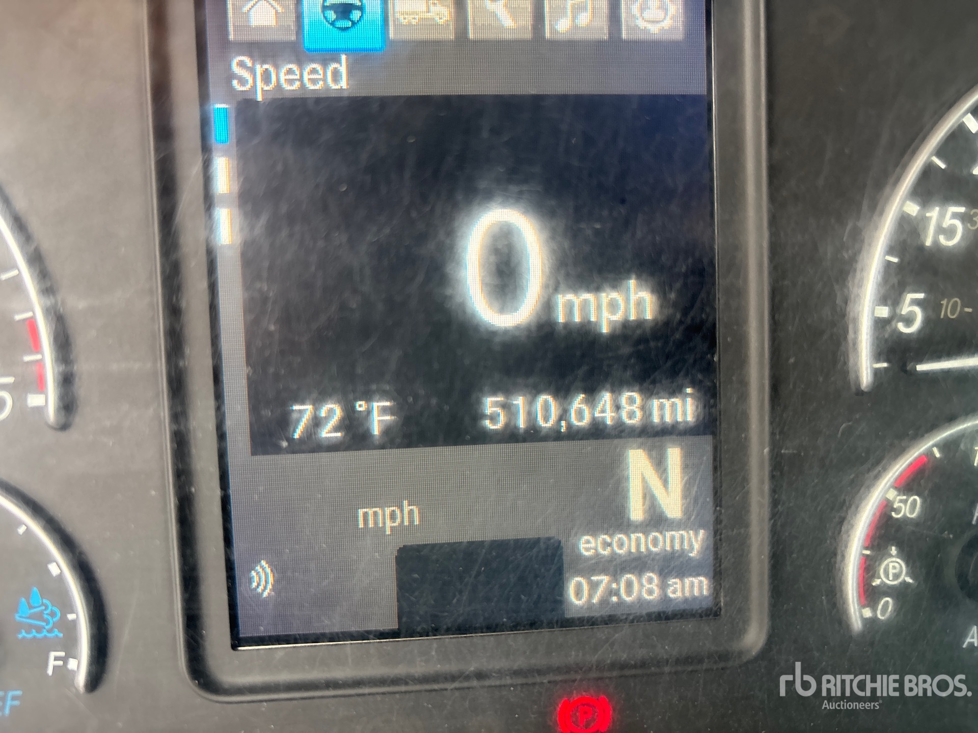 2021 Freightliner CASCADIA 116