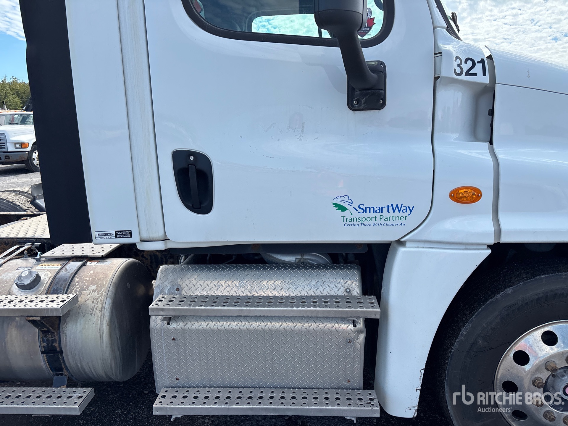 2014 Freightliner CASCADIA 125