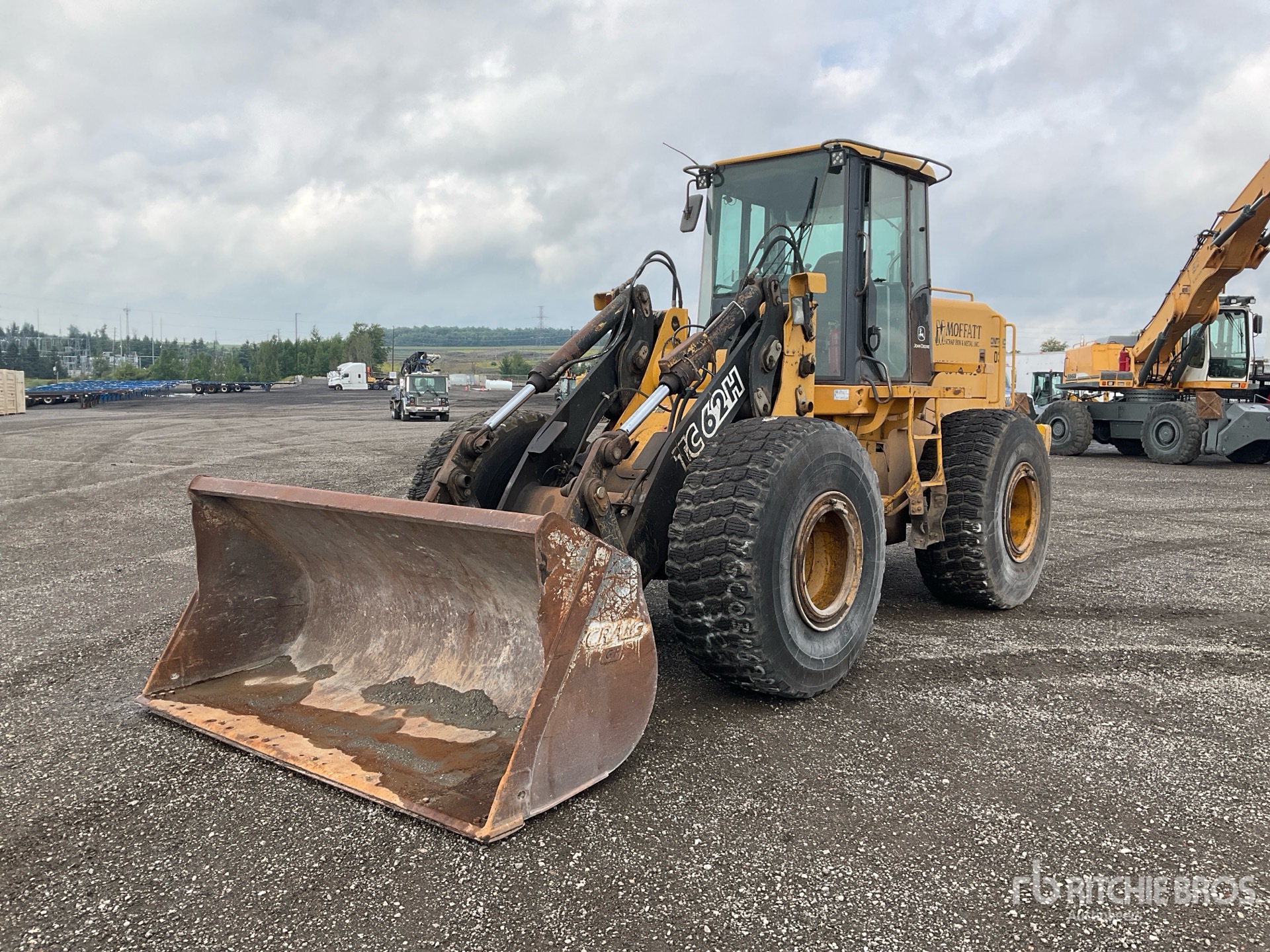 Photo of 2003 John Deere 624H