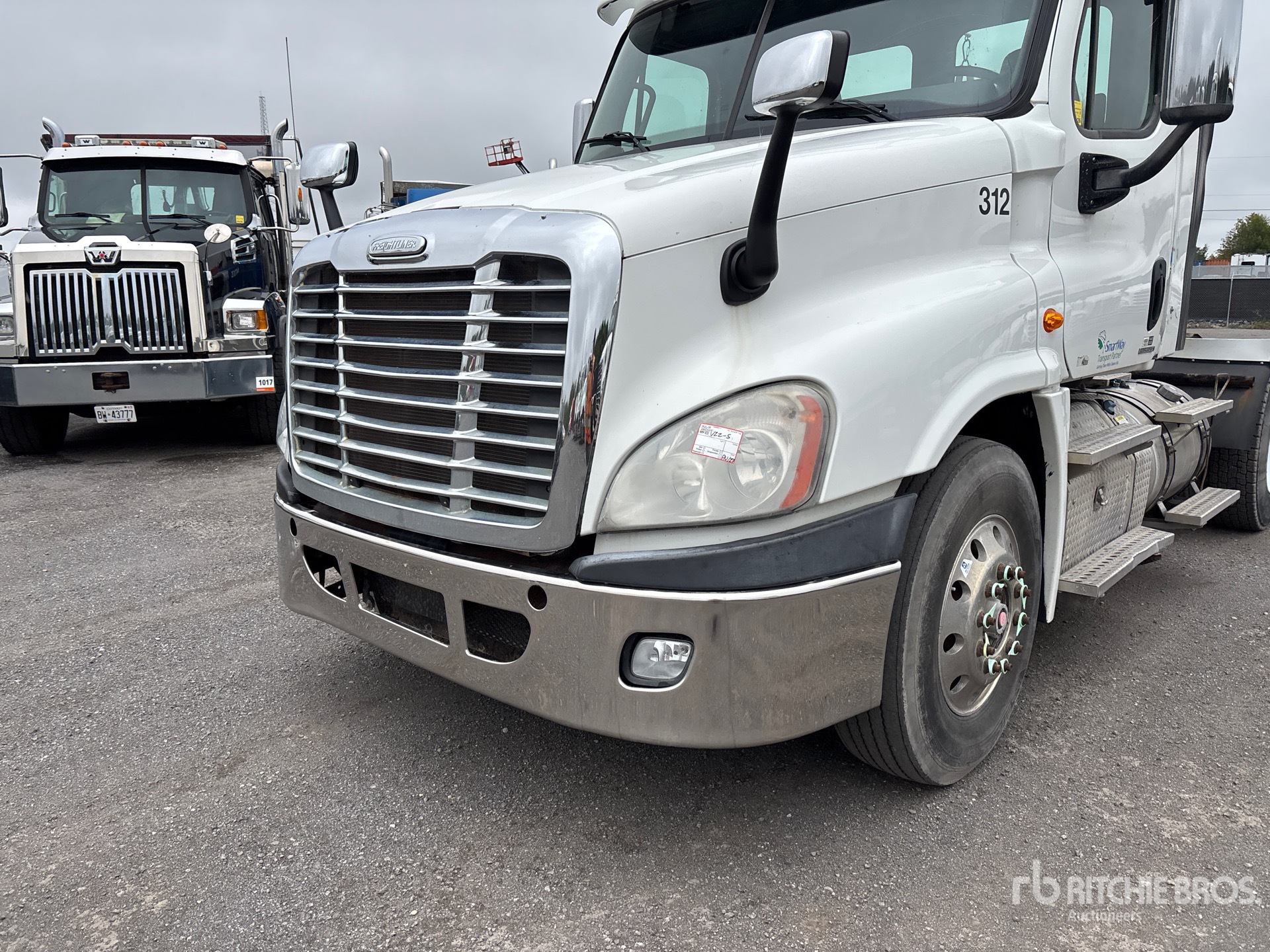 2012 Freightliner CASCADIA 125