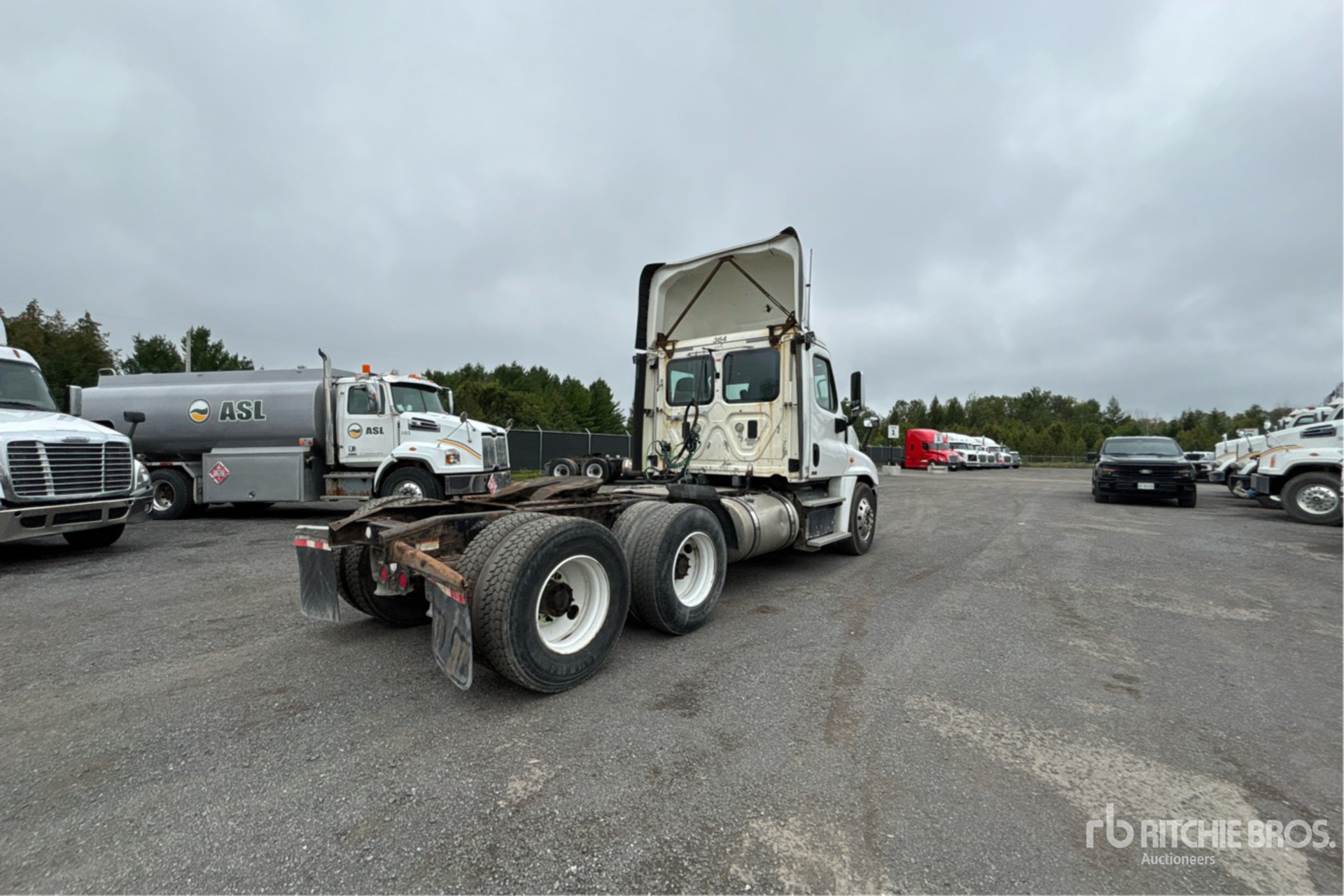 2016 Freightliner CASCADIA 125