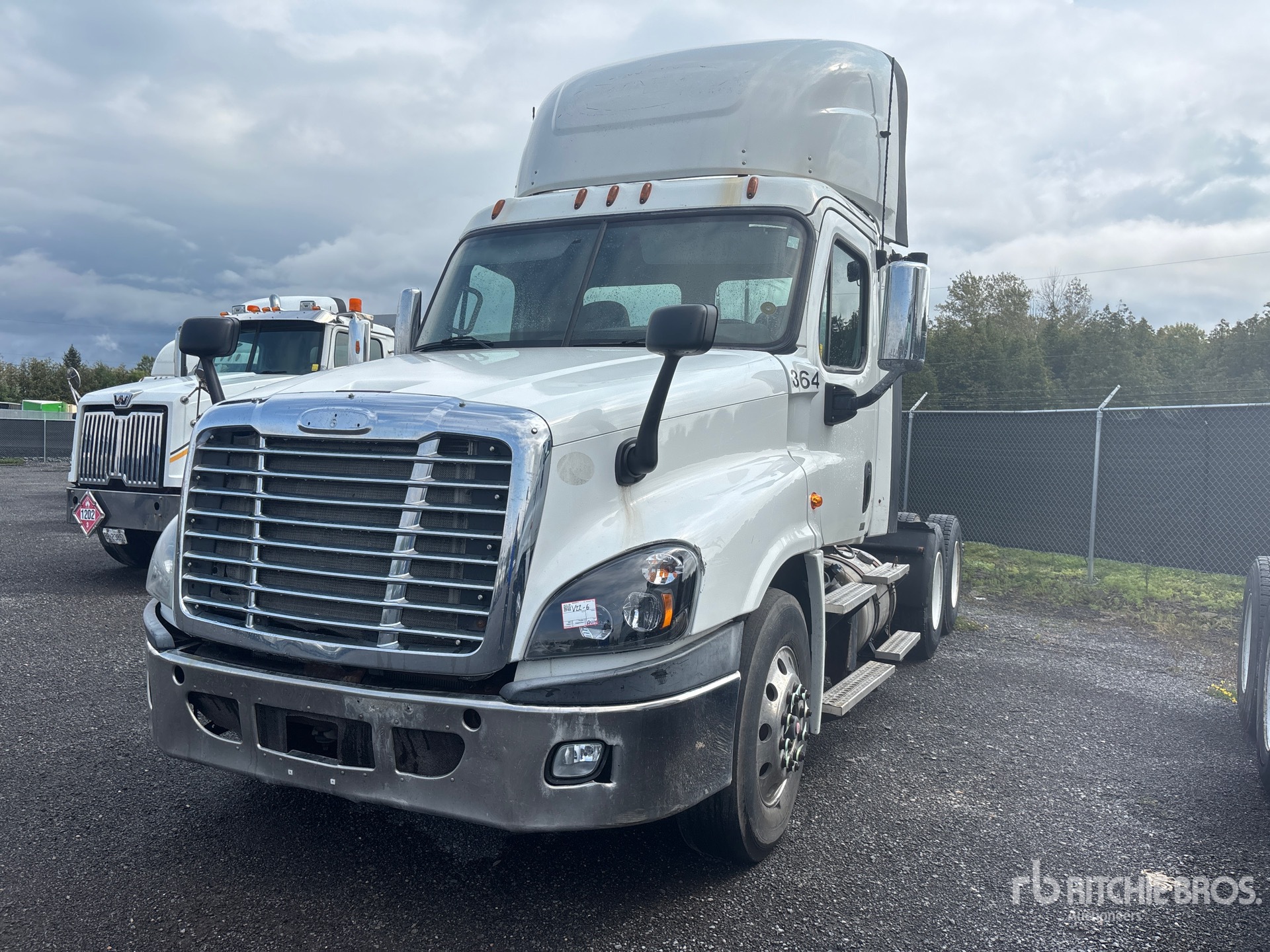 Photo of 2016 Freightliner CASCADIA 125