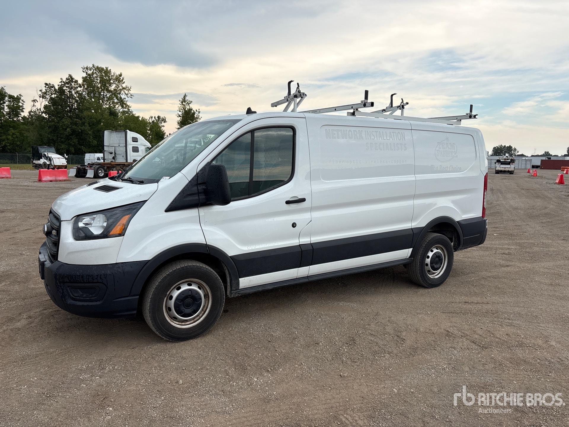 Photo of 2020 Ford TRANSIT 250