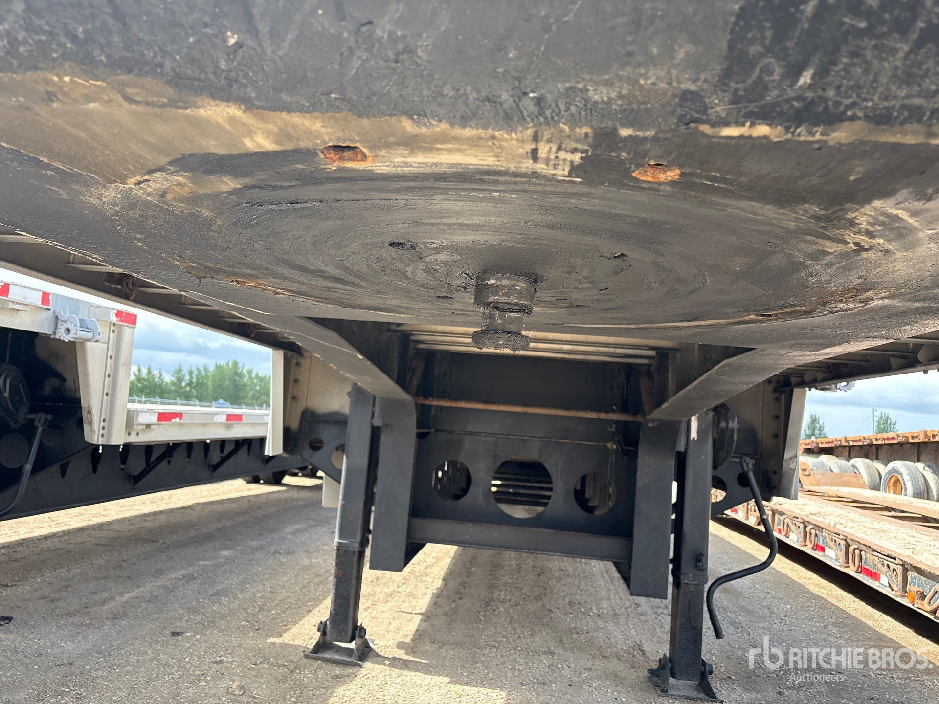 2002 Load King  53 FT TRI/A