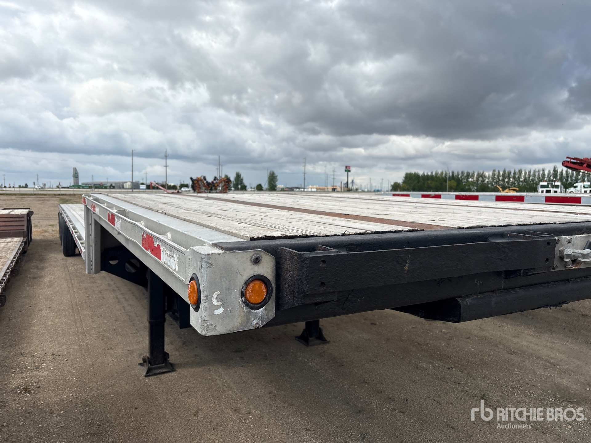 2009 Load King  53 FT TRI/A