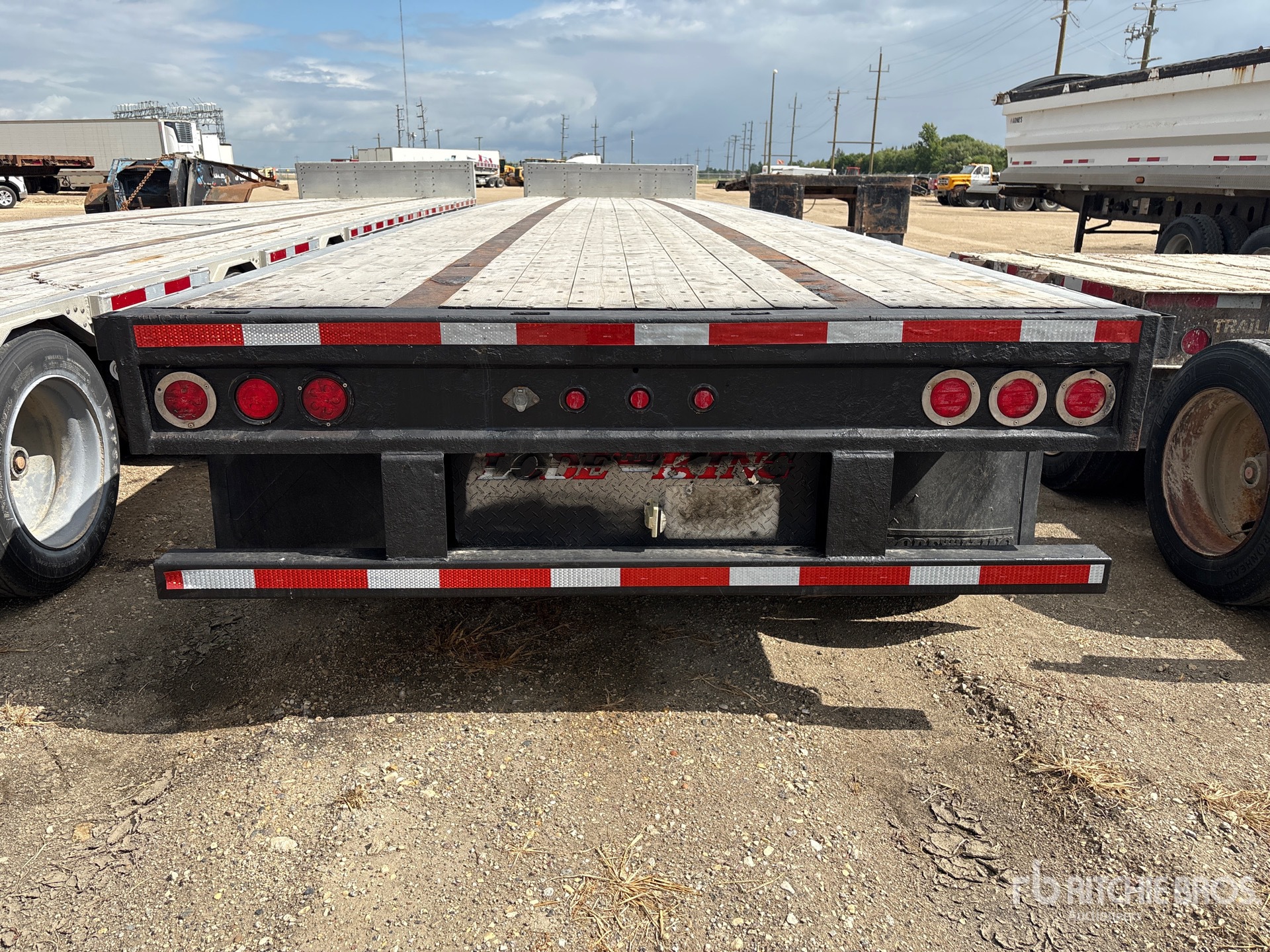 2009 Load King  53 FT TRI/A