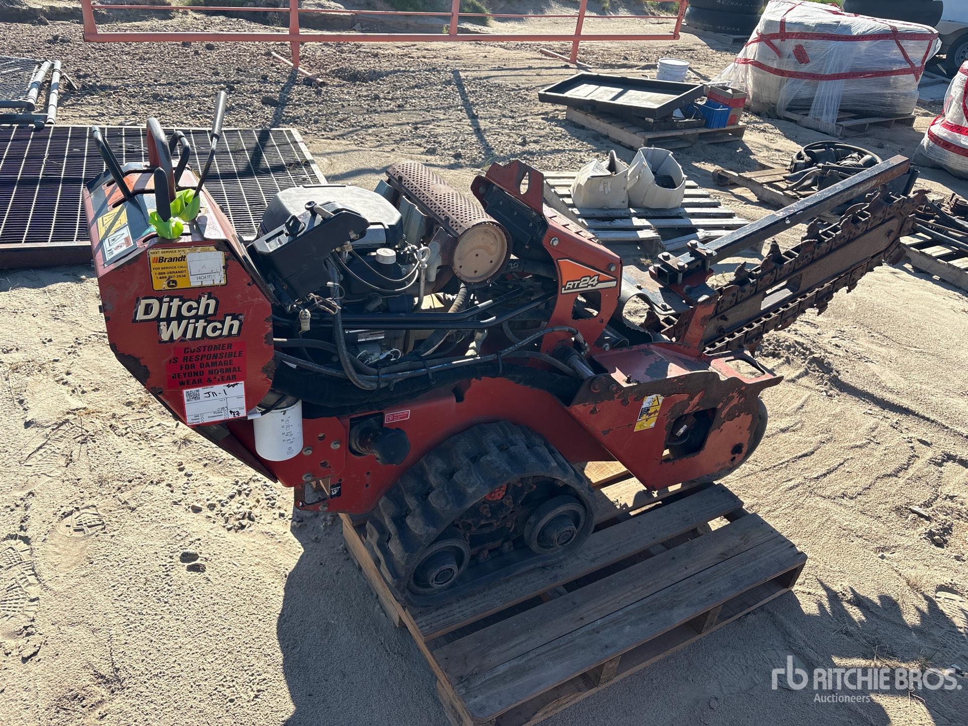 Ditch Witch TRACKED