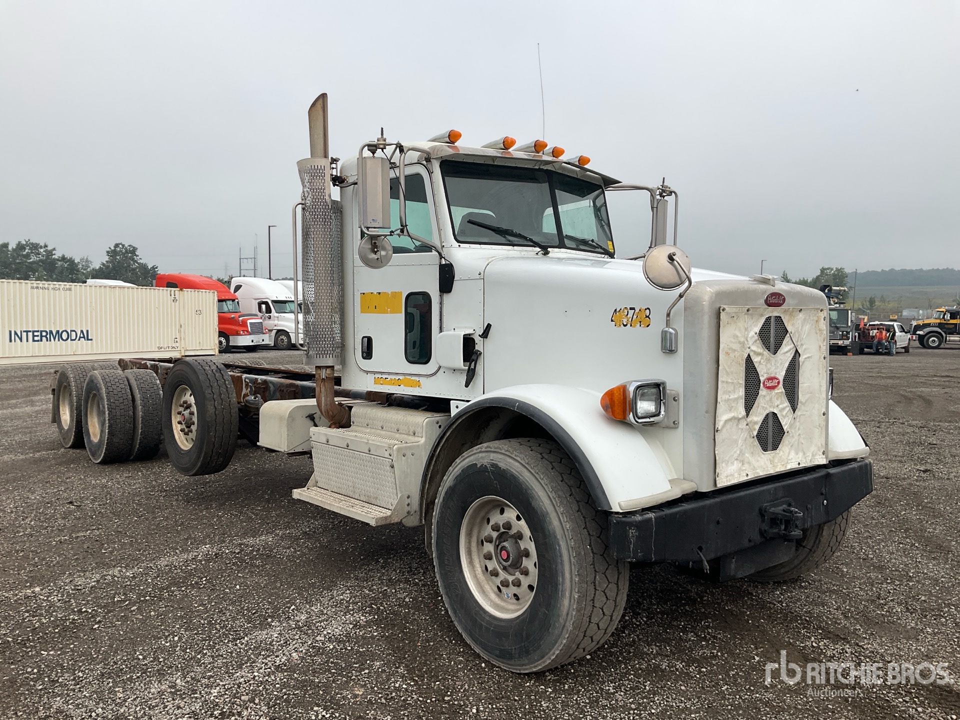 2013 Peterbilt 365