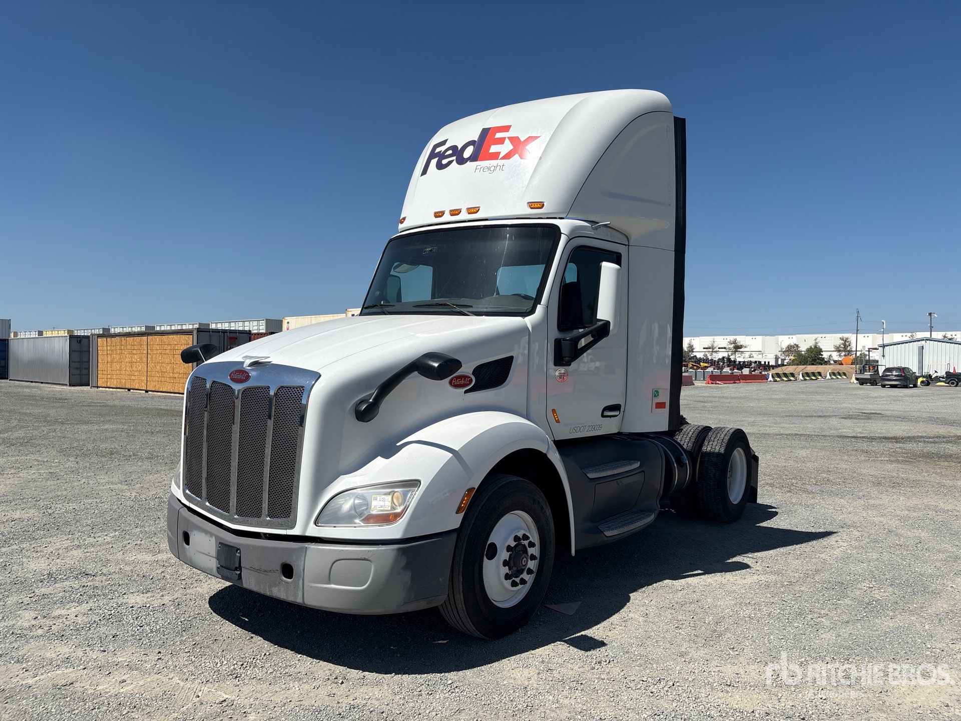 2017 Peterbilt 579