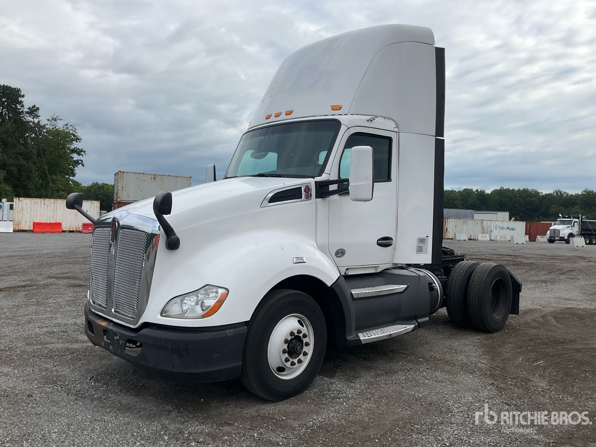 Photo of 2016 Kenworth T680