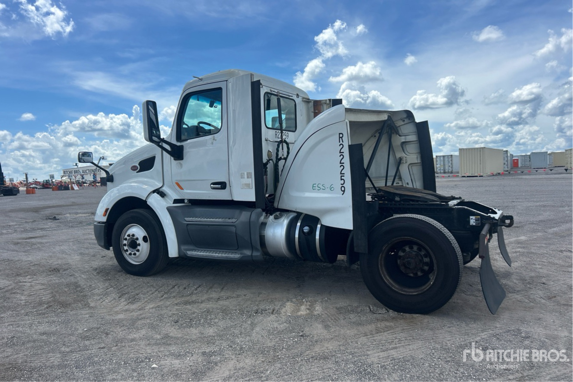 2019 Peterbilt 579