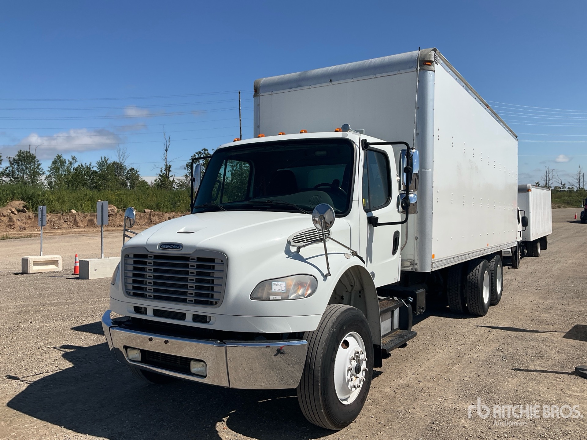 2016 Freightliner M2 106