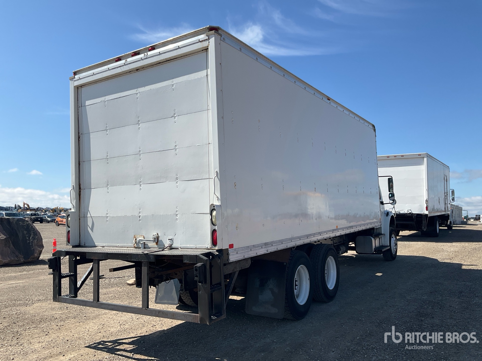 2016 Freightliner M2 106