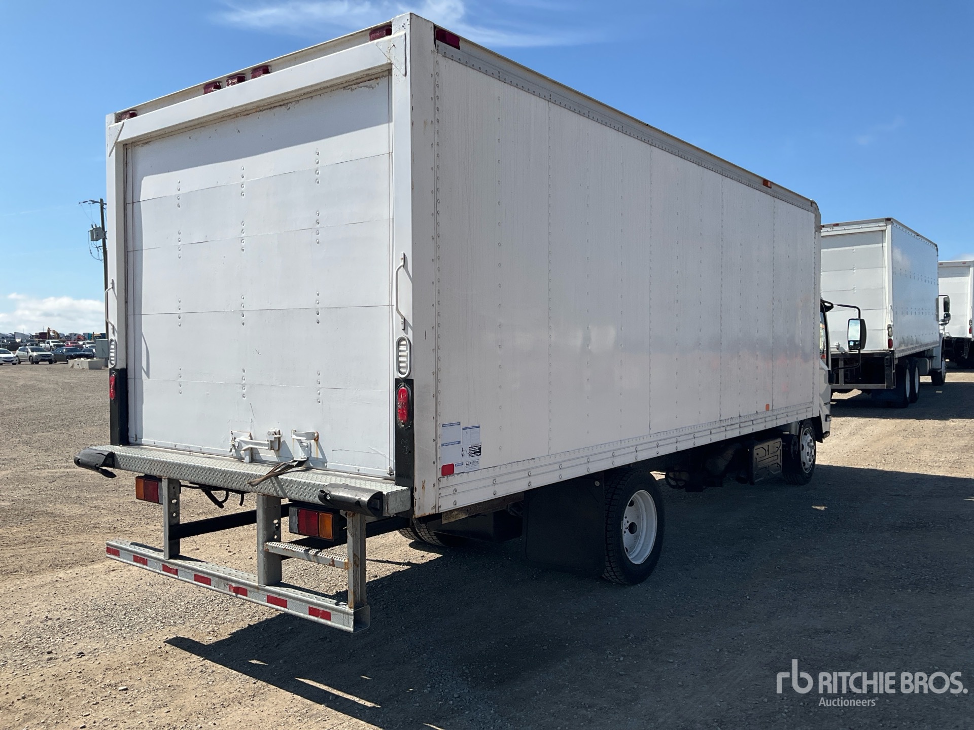 2015 Isuzu NRR
