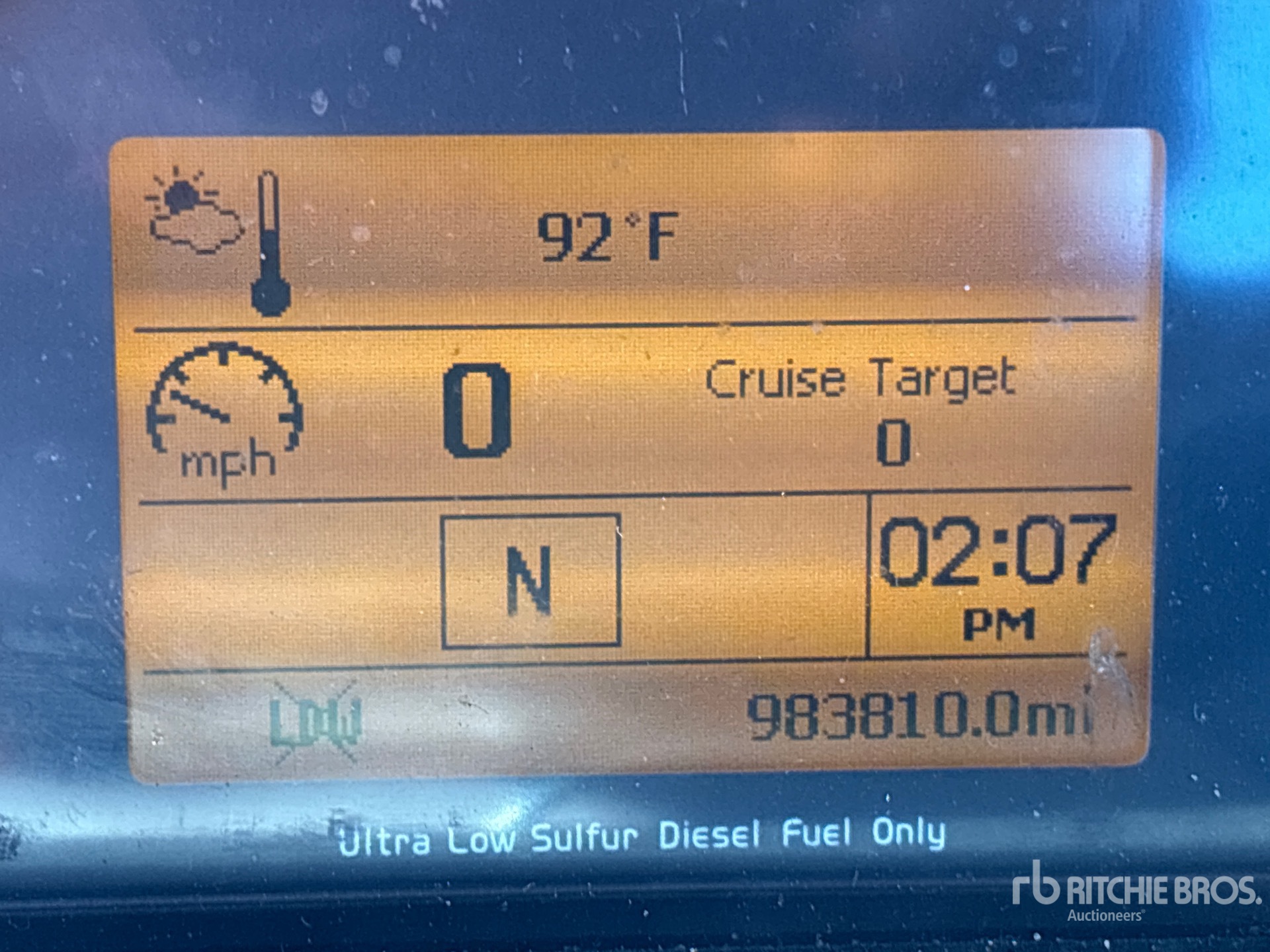 2017 Volvo VNL