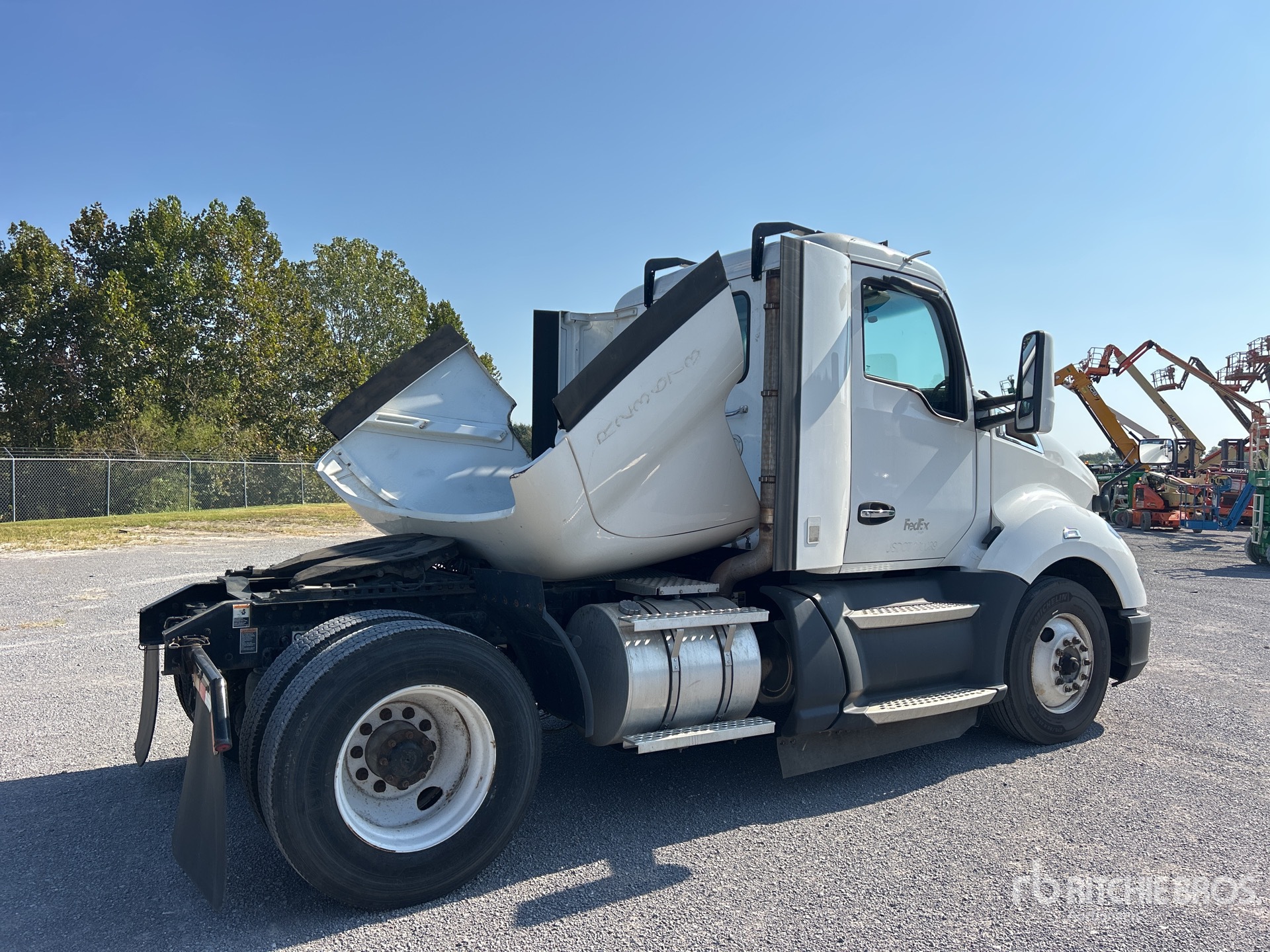 2019 Kenworth T680