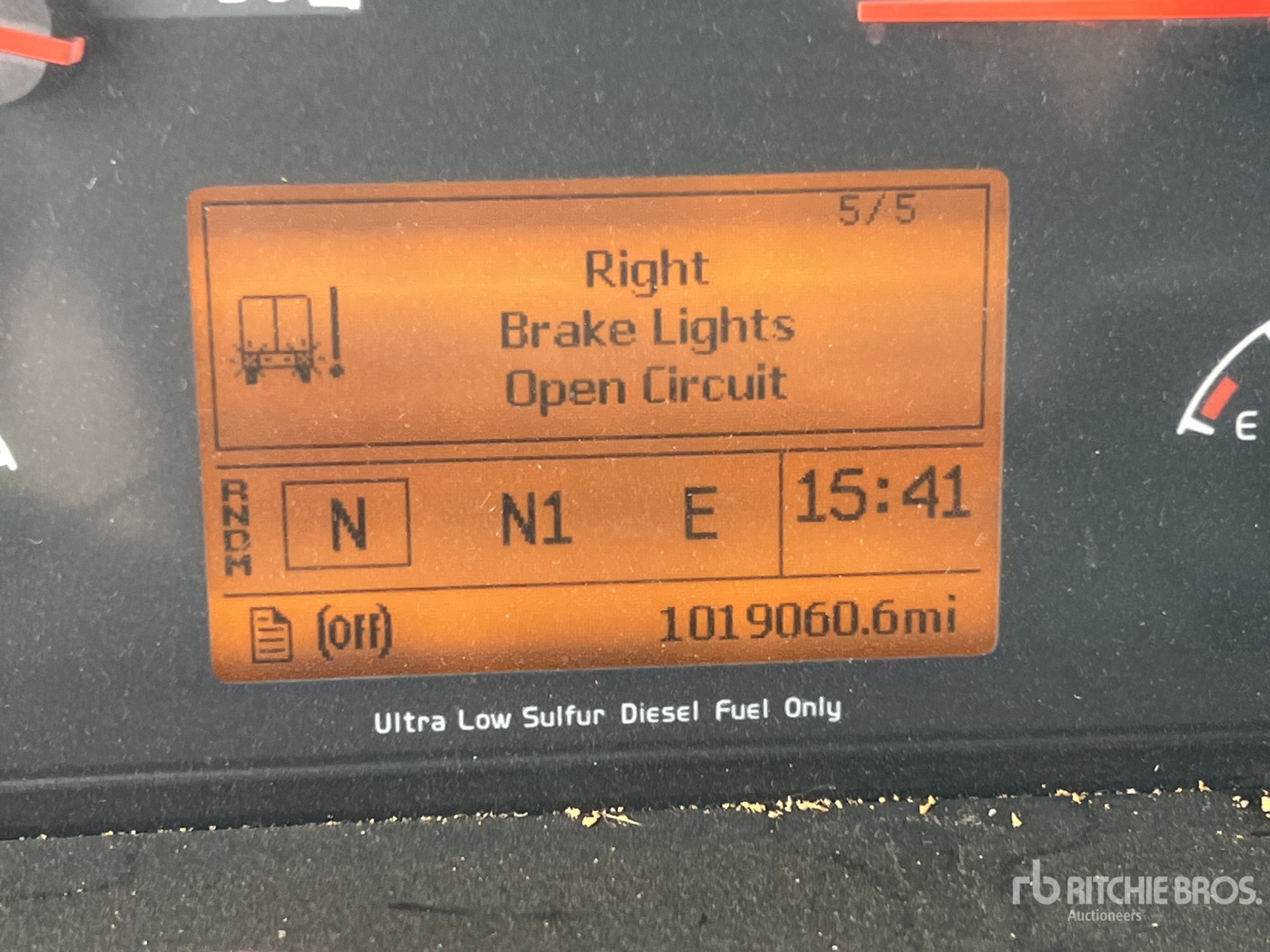 2014 Volvo VNL670