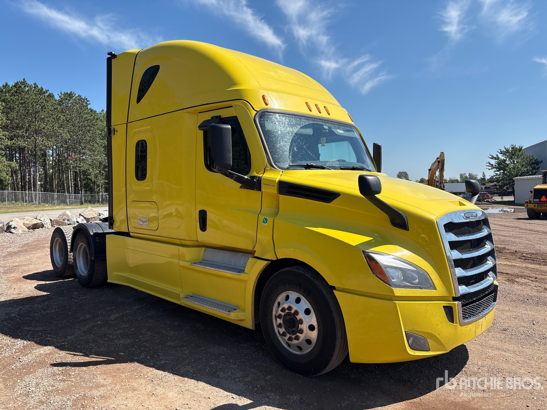 2022 Freightliner CASCADIA 126