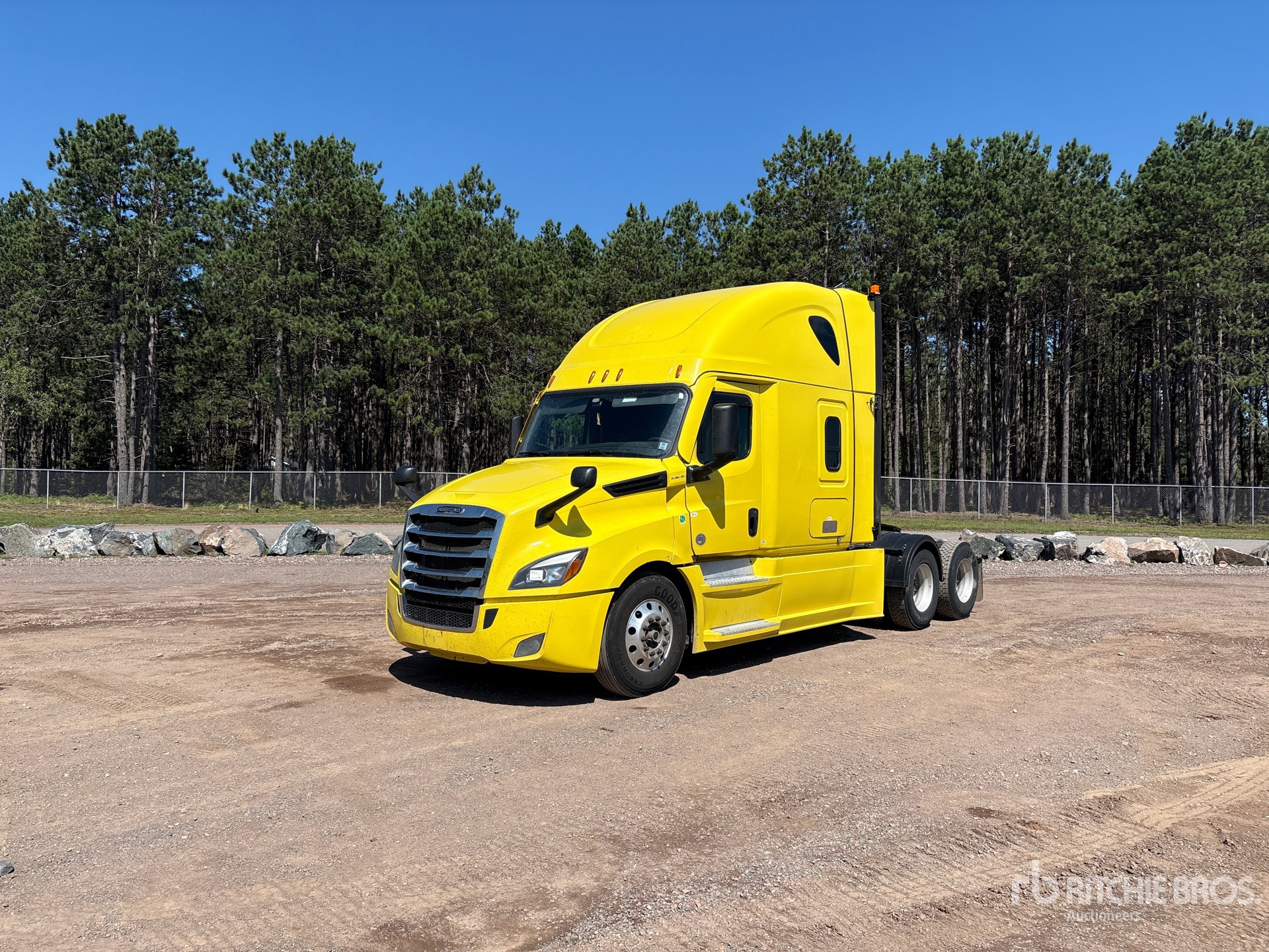 2022 Freightliner CASCADIA 126