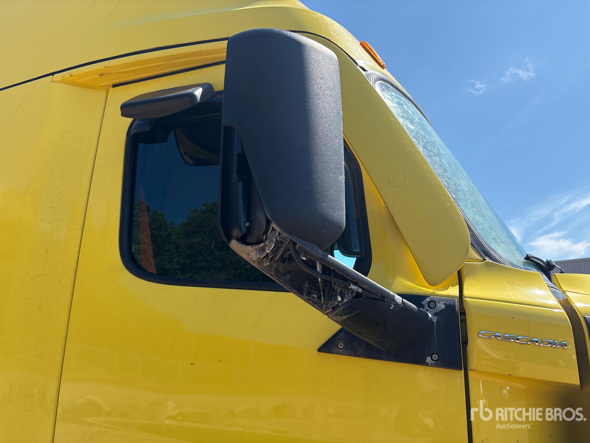 2022 Freightliner CASCADIA 126