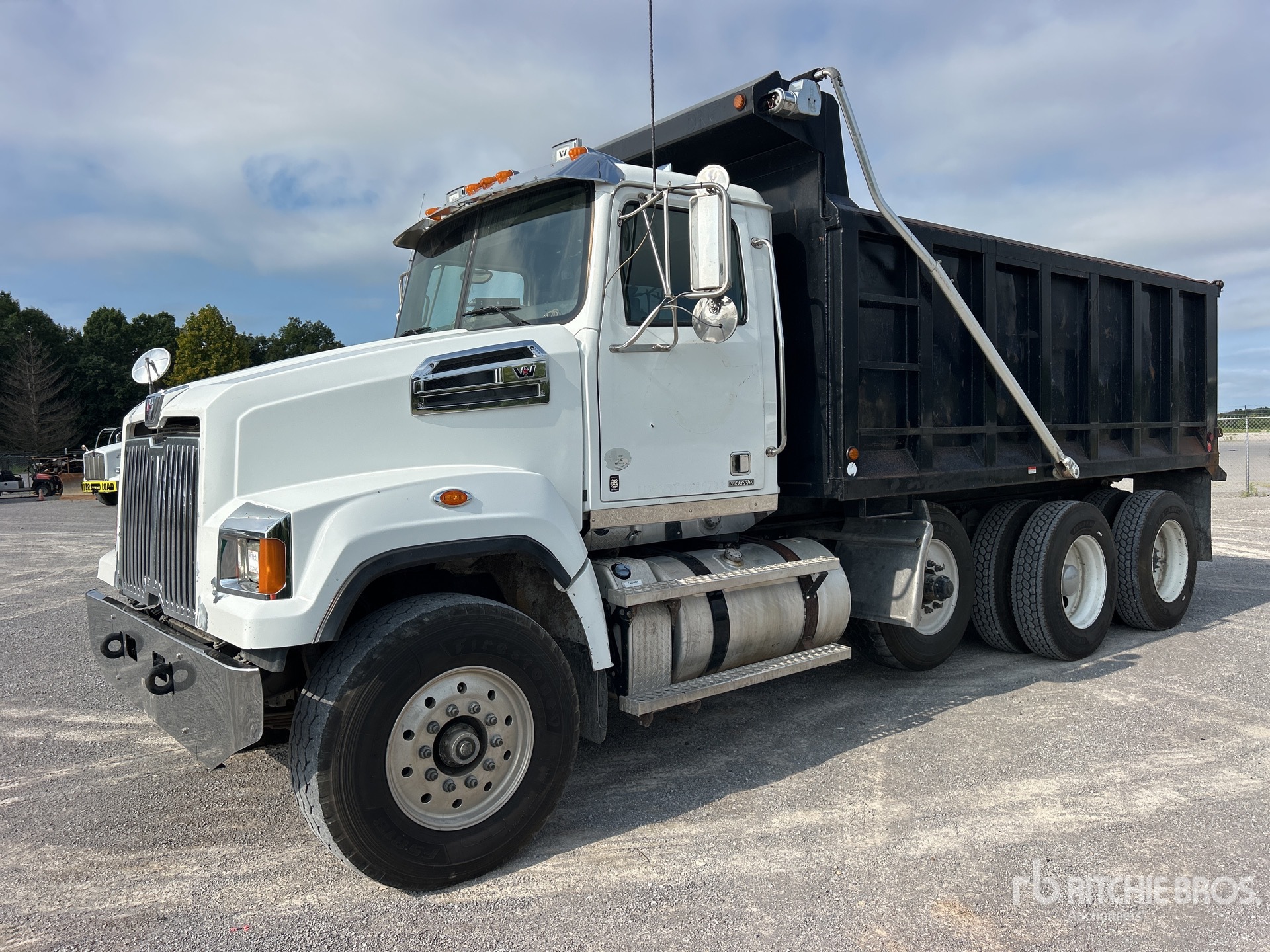 2015 Western Star 4700SF