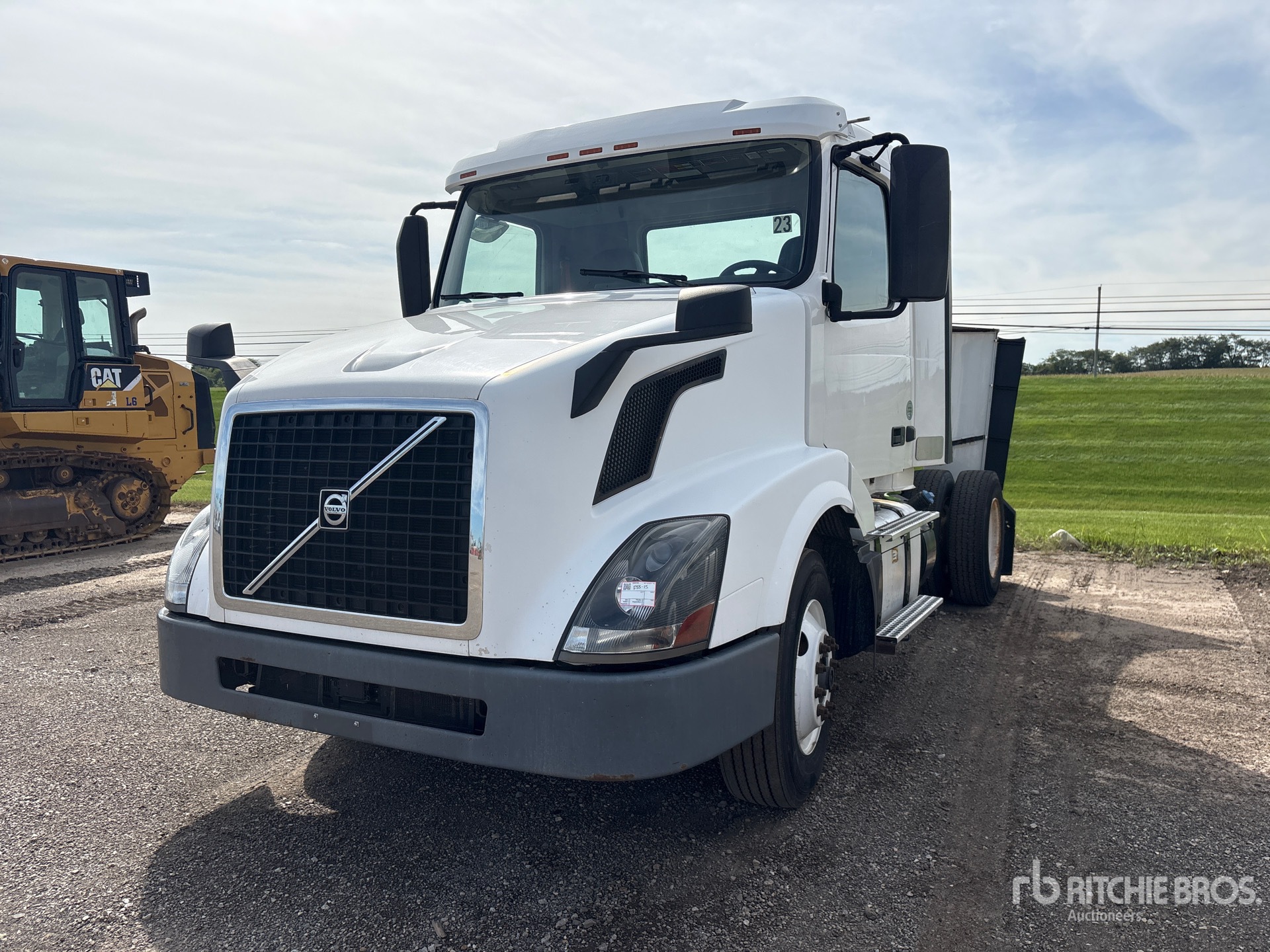 Photo of 2016 Volvo VNL300