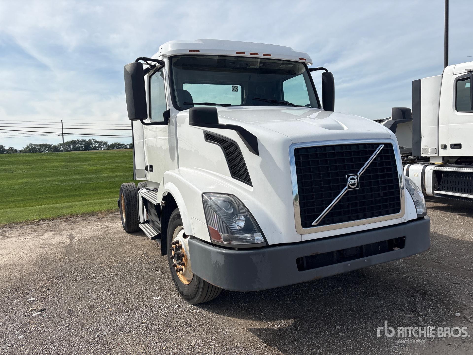 2016 Volvo VNL300