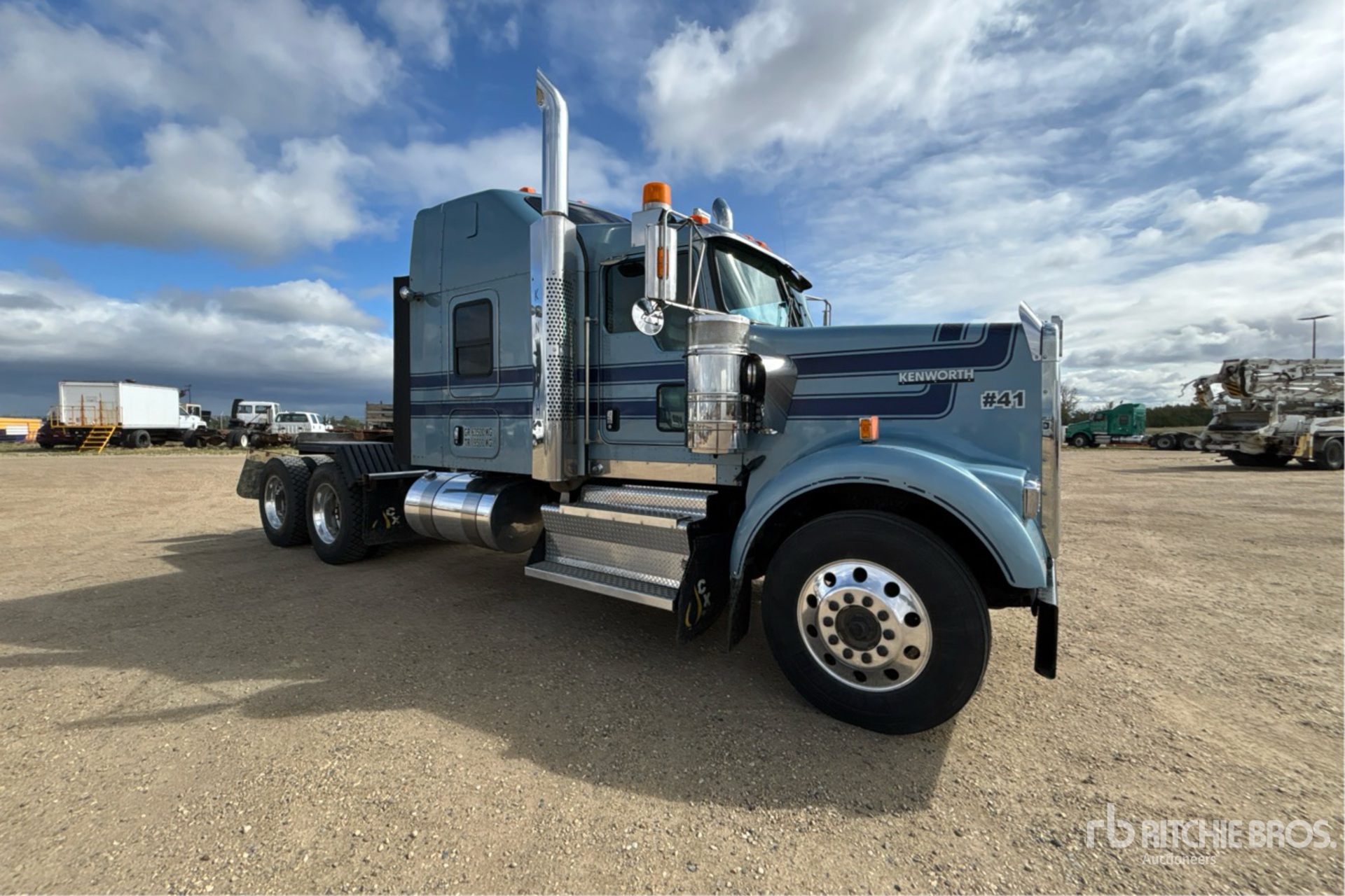 2017 Kenworth W900