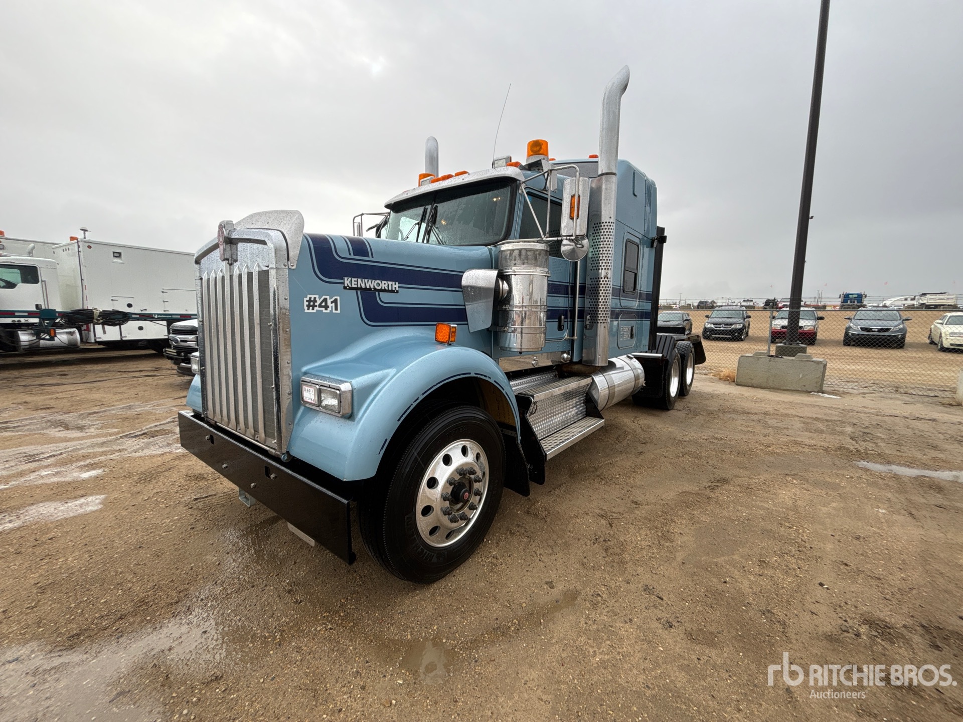 2017 Kenworth W900