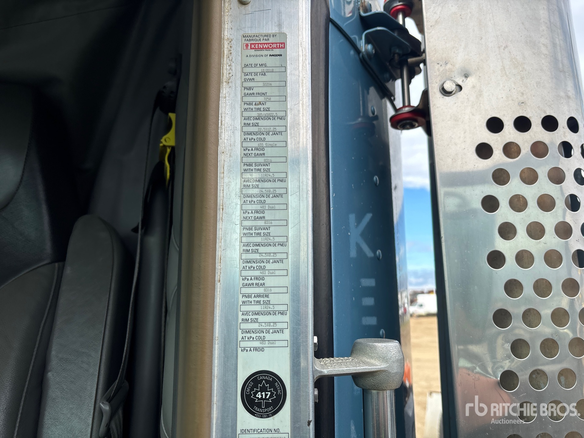 2019 Kenworth W900