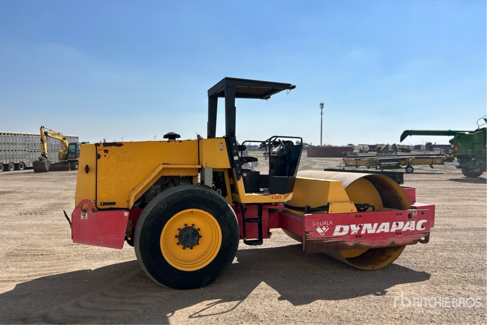 2004 Dynapac CA251A