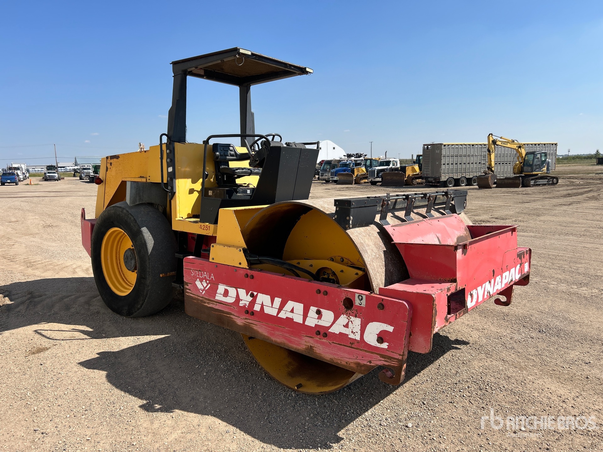 2004 Dynapac CA251A